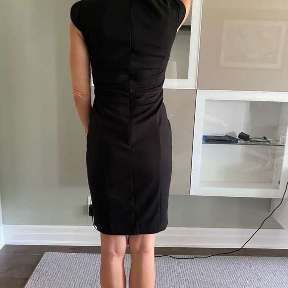 Little Black Dress size 8 (French Connection) - Picture 4 of 7